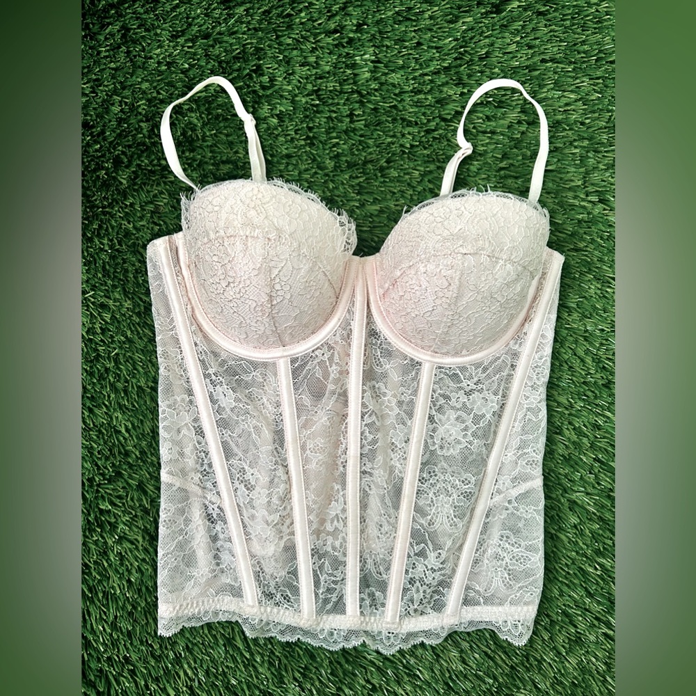 BNWT Victoria’s Secret light pink corset top